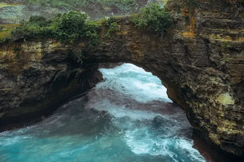 Ubud vs Seminyak: Where to Eat Authentic vs Trendy in Bali